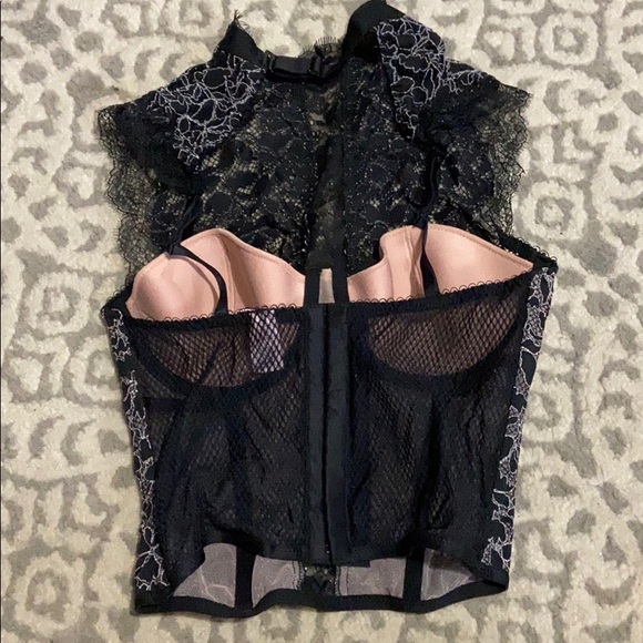 Lingerie top from VS - Picture 3 of 4
